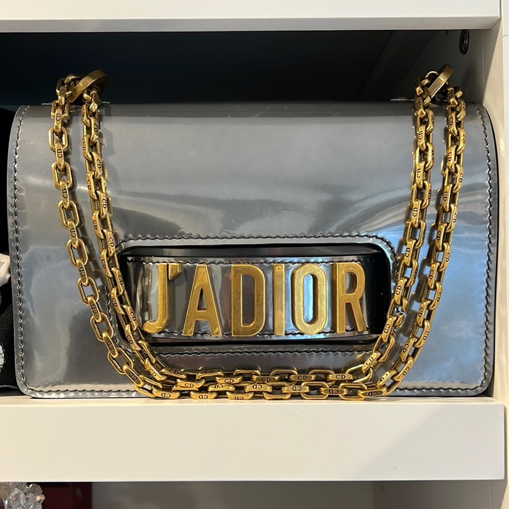 CHRISTIAN DIOR Metallic Calfskin J'Adior Chain Flap Bagin Silver.
